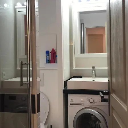 3 Pieces Avec Grande Terrasse, Climatisation, Piscine Et Parking - Fr-1-504-659 Apartment *