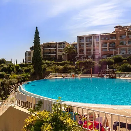 3 Pieces Avec Grande Terrasse, Climatisation, Piscine Et Parking - Fr-1-504-659 Saint-Raphael (Var)
